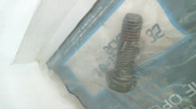 Mercury 10-19933 35 Screw