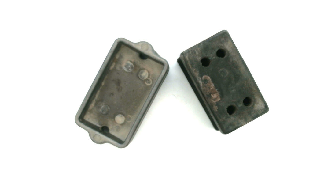 Yamaha/Mariner 84846M Mount, Rubber Lower Front 84847M Cover - Used