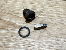 Johnson Evinrude OMC 376137 Needle & Seat