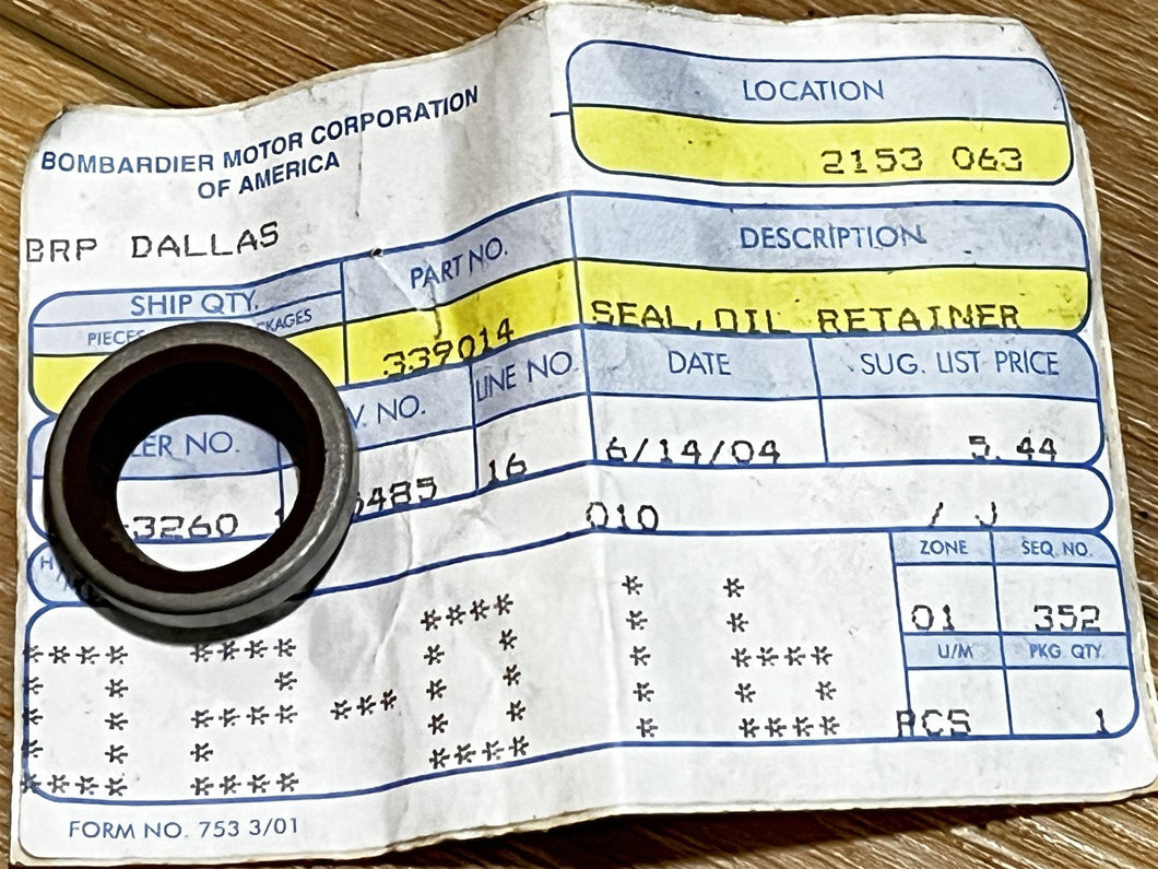 Johnson Evinrude OMC 339014 Oil Retainer Seal