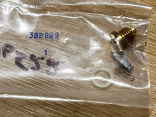 Johnson Evinrude OMC 382889 Needle & Seat