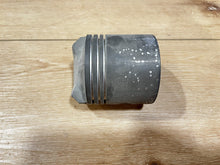 Johnson Evinrude OMC 383069 Piston