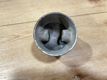 Johnson Evinrude OMC 383069 Piston