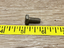 Johnson Evinrude OMC 306487 By-Pass Cover Screw
