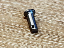 Chrysler Force 474620 17-F474620 Pin