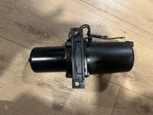 OEM Volvo Penta 3855745 Trim Pump Assembly SX Cobra DP Hydraulic System - Used