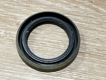 Johnson Evinrude OMC 908957 Seal