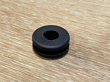 Johnson Evinrude OMC 325086 Grommet
