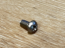Johnson Evinrude OMC 205038 Screw - Used