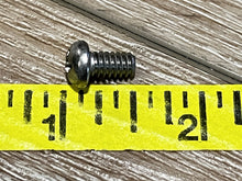 Johnson Evinrude OMC 205038 Screw - Used