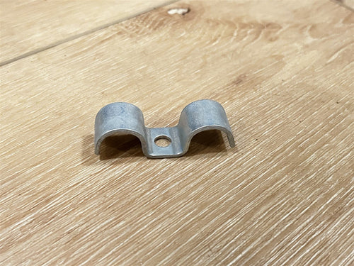 OEM Volvo Penta 121580 Clamp