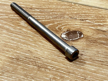 Volvo Penta 989447 Screw