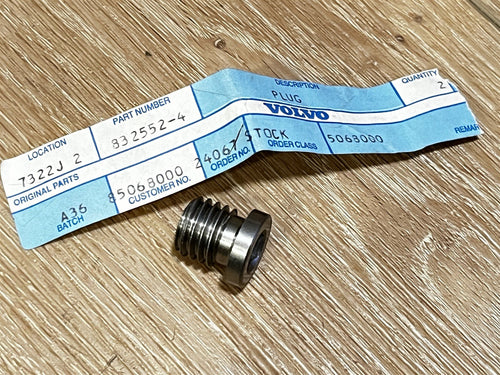 Volvo Penta 832552 Plug