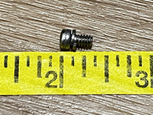 Chrysler Force 1036 F1036 Screw