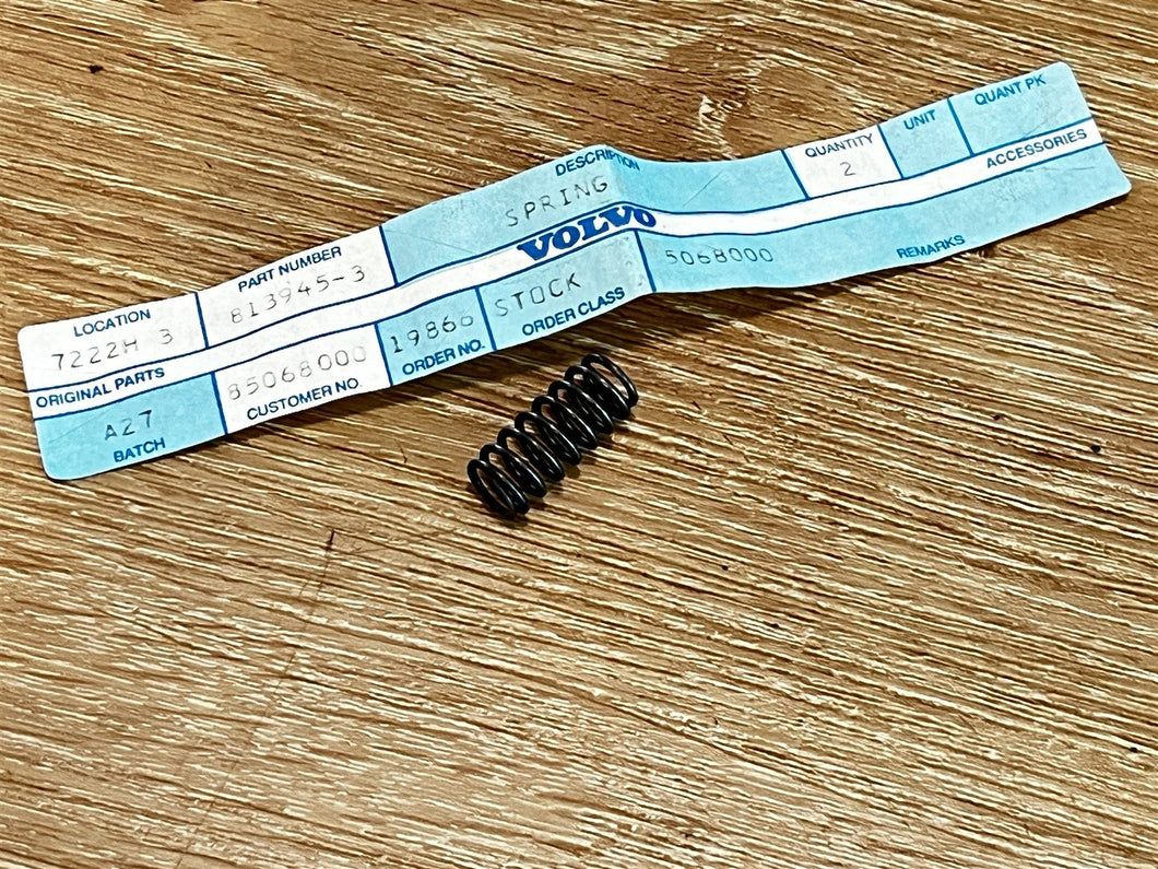 Volvo Penta 813945-3 813945 Spring