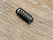 Volvo Penta 813945-3 813945 Spring