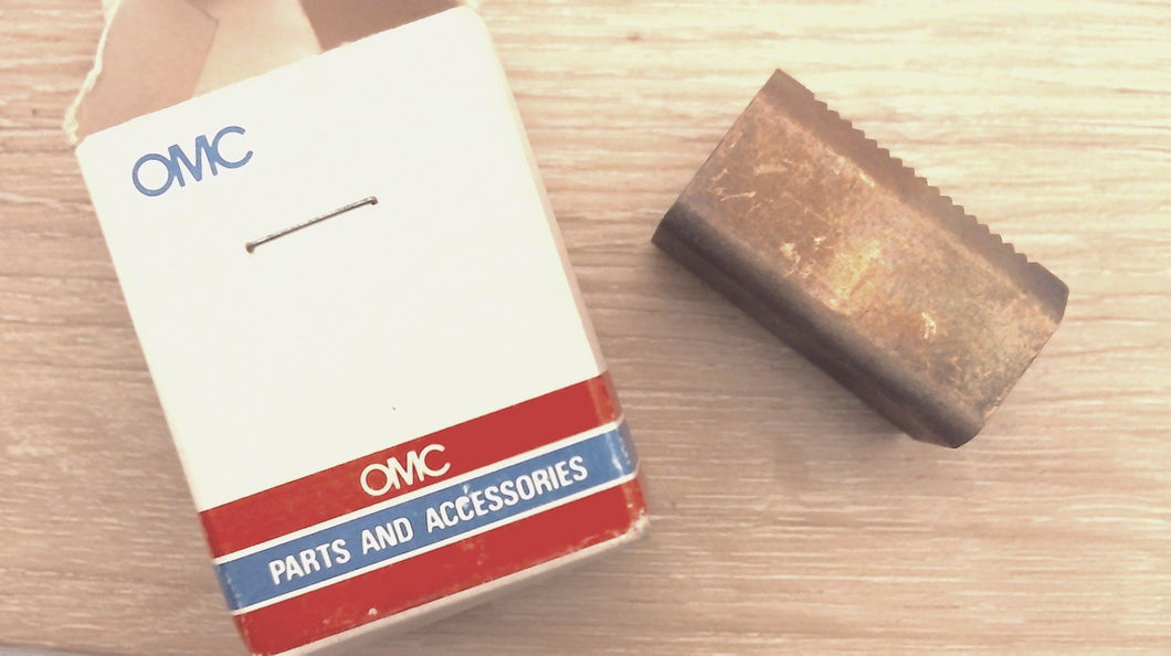 Johnson Evinrude OMC 909334 Cable Tensioner Rack