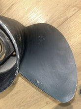 Yamaha M Series Painted Stainless Propeller 13 3/4 x 21 Pitch LH Rotation