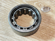 Johnson Evinrude OMC 377133 Bearing