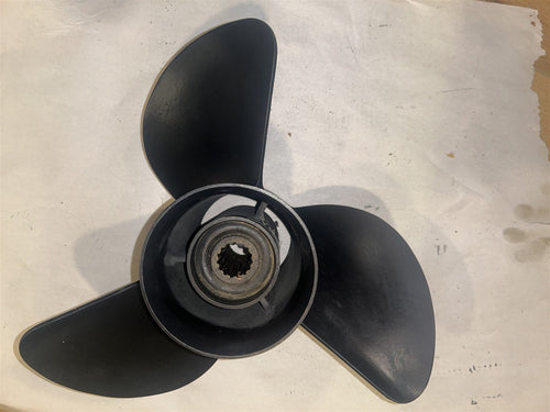 Yamaha 17KL Series Painted Stainless Steel 3 Blade LH Propeller Prop 13x17 Pitch