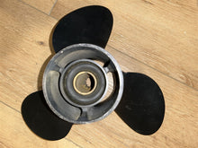 OEM Johnson Evinrude OMC Stainless Steel 12 3/4 x 21 Propeller Prop 13 Spline