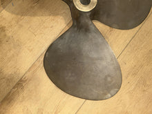 Vintage Chris Craft Equi-Poise 4422 Bronze Propeller Prop T62 RH 23 x 22 (GLM)