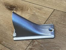 Chrysler 300116 F300116 Snout