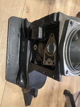 OMC Cobra Upper King Gear Housing 986956 5.8L Cone Clutch 987526 3854037