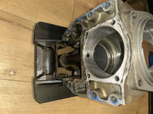OMC Cobra Upper King Gear Housing 986956 5.8L Cone Clutch 987526 3854037