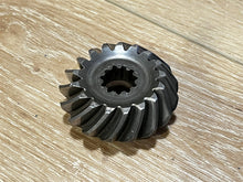 Mercury 92319 Pinion Gear - 17 Teeth - Used
