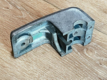 Chrysler 366972-1 Mount Cover