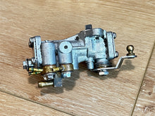 Suzuki 16100-94615 Oil Pump Assembly - Used