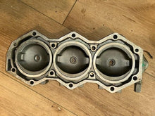 NOS Johnson Evinrude OMC 329773 Starboard Cylinder Head 150/235HP 1983-1985
