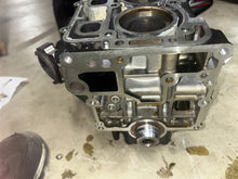 Mercury 898103T34 25HP EFI 4 Stroke Shortblock Outboard Engine Powerhead Exclnt