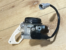 Mercury 898103T41 Throttle Body Assembly - Used