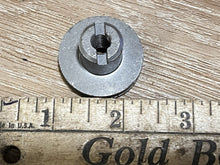 Johnson Evinrude OMC 316373 Spindle