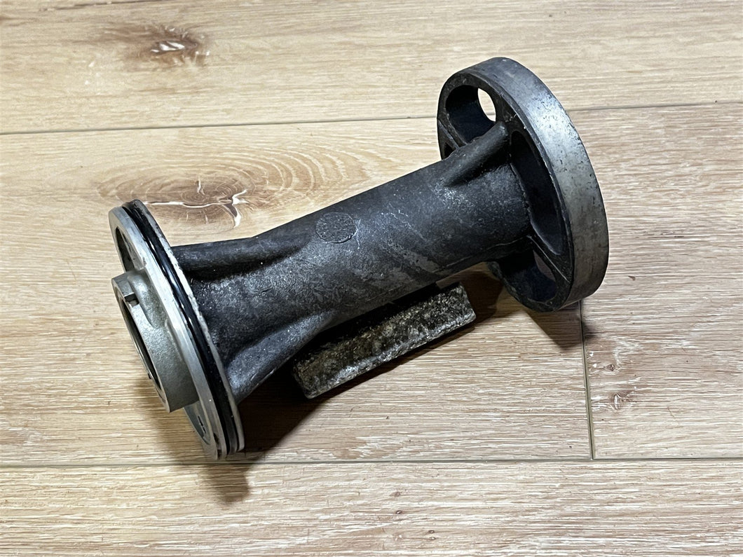 Johnson Evinrude OMC 332139 Bearing Carrier - Used