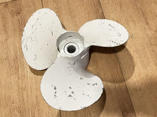 Michigan Wheel SMC-293 082021 Volvo Penta 3-Blade LH Propeller 15 x 17 AQ200+