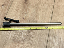 Chrysler 433113 F433113 Lock Bar 433114 F433114 Handle