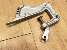 Chrysler A269532-1 Stern Bracket