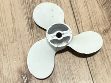 (O400-D200) - Michigan Wheel PJ-7 3-Blade Aluminum Propeller 8 x 7 1/2