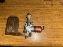 Rare 1950's McCoy "Duro Glo" Engine Diesel CL/RC Engine (SR)