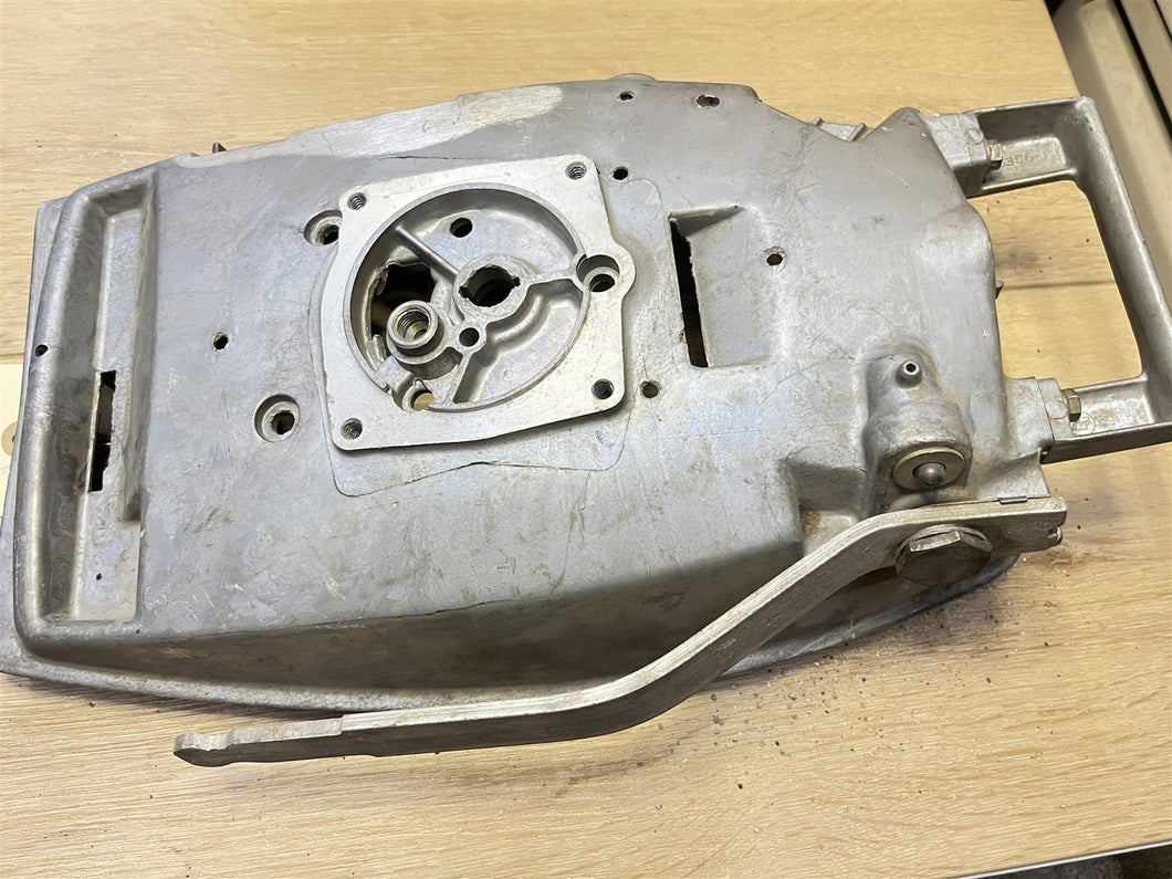 Johnson Evinrude 384431 Lower Motor Cover 316356 Carrying Handle 315531 Lever