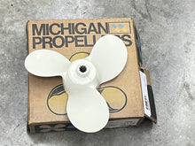Michigan Wheel AMC-490 Propeller 8 1/2 x 8 1/2 Chrysler 20-25HP 1968+ 152002