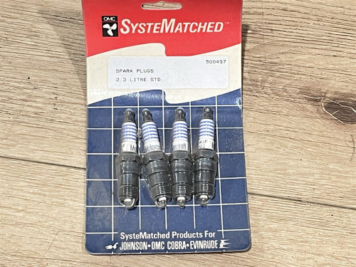 Pkg of 4 Johnson Evinrude OMC 500457 Spark Plugs