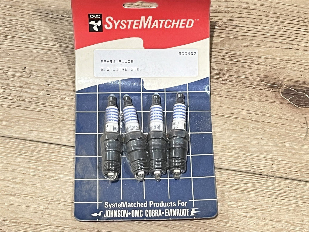 Pkg of 4 Johnson Evinrude OMC 500457 Spark Plugs