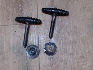 2 Used Mercury 28403A3 Thumb Screws