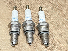 Lot of 3 Volvo Penta 876077 Spark Plugs