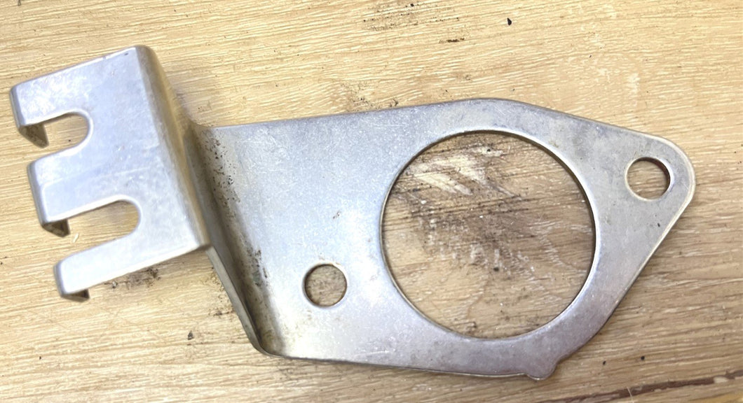 Yamaha 6M6-14527-02-4D Throttle Cable Bracket - Used