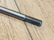 Mercury 858733 1 Stud - Used